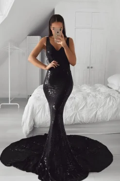 Amalfi Geometric Sequin Gown - Black