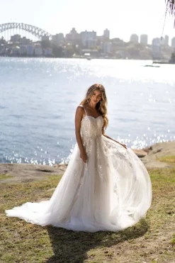 ANISSA Gown in Ivory/Champagne