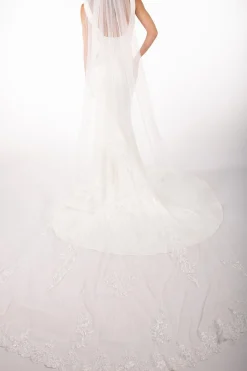 ASTER Long Wedding Veil with Lace Appliques