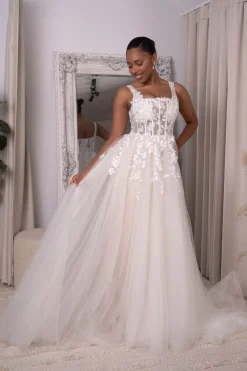 ROSA Gown in Ivory/Champagne